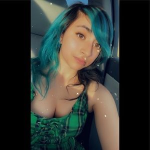 Meet your Posher, Halayna